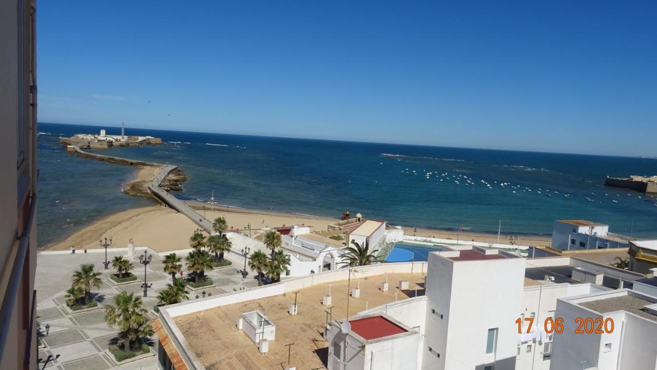 Apartamento Fenicia Con Aparcamiento Incluido Vistas Al Mar 加的斯 外观 照片
