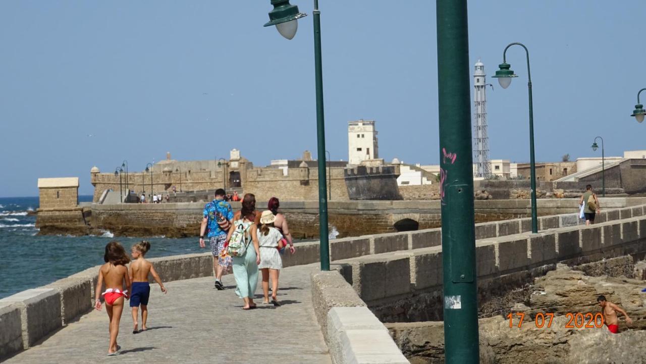 Apartamento Fenicia Con Aparcamiento Incluido Vistas Al Mar 加的斯 外观 照片