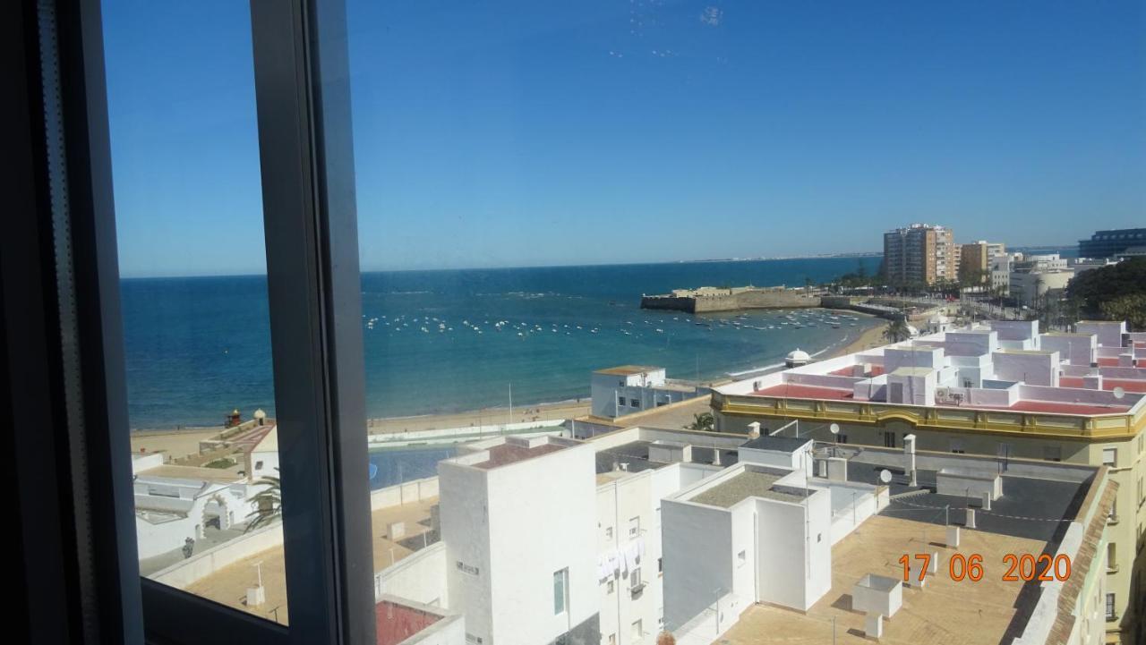 Apartamento Fenicia Con Aparcamiento Incluido Vistas Al Mar 加的斯 外观 照片
